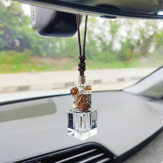 Car Air Freshener Diffuser Hanging Ornament, Diamond-Shaped Empty Crystal Bottle Car Mirror Hanging Accessories, Elegant Bottle Pendant with Wooden Caps Rear View Mirror Accessories