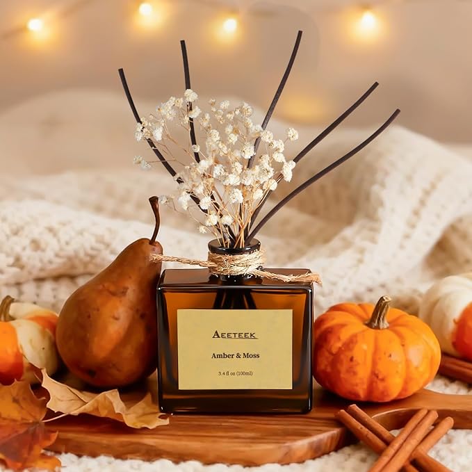 Reed Diffuser, Amber & Moss Essential Oil Diffuser with Dried Flowers, 3.4 oz Scented Oil Air Freshener, Handmade Home Decor, Long-Lasting Room Scent Fragrance for Office, Bathroom