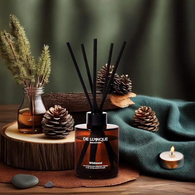 Wildwood Scent Reed Diffuser – Home Fragrance Diffuser with Pine, Suede, Patchouli & Sandalwood – Long Lasting Diffusers for Home Scented Aroma Sticks – 150ml