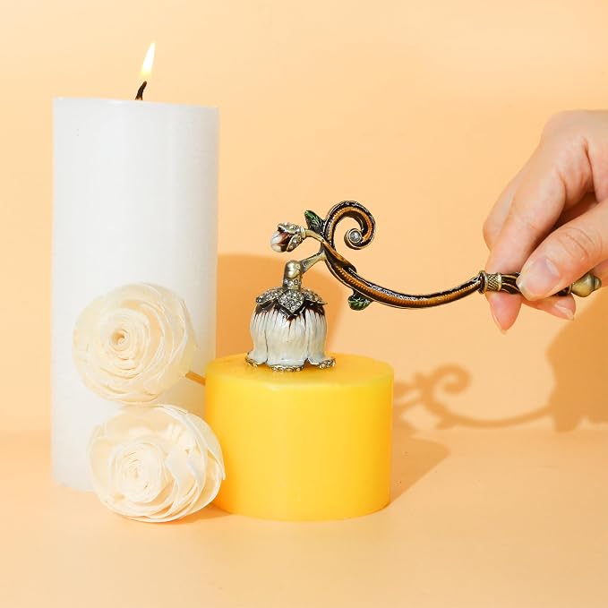 Candle Snuffer Vintage Flower Stopper – Elegant Metal Candle Extinguisher Tool with Long Handle, Decorative White Design for Safely Put Out Flame, Prevents Smoke, Spiritual Gift for Candle Lovers