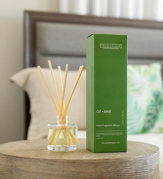 Field + Fleur - Reed Diffuser Set - Home Fragrance Diffuser - Refresh Home, Bedrooms, Bathrooms & More - Notes of Clover, Green Grass, Wisteria & Jasmine - Made in the USA - Cut Grass Scent - 4 oz