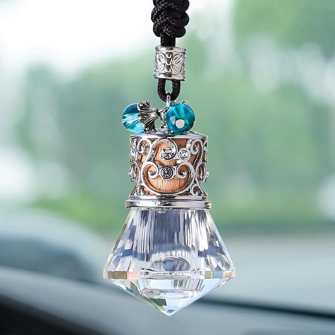 Car Air Freshener Diffuser Hanging Ornament, Diamond-Shaped Empty Crystal Bottle Car Mirror Hanging Accessories, Elegant Bottle Pendant with Wooden Caps Rear View Mirror Accessories