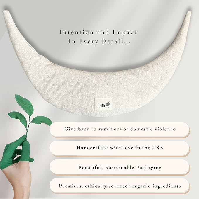 Stillnus Crescent Moon Aromatherapy Pillow – Herringbone Cream – Organic Lavender & Flaxseed Compress for Period Pain, Neck & Shoulder Tension – Hot & Cold Therapy Gift for Women’s Self-Care