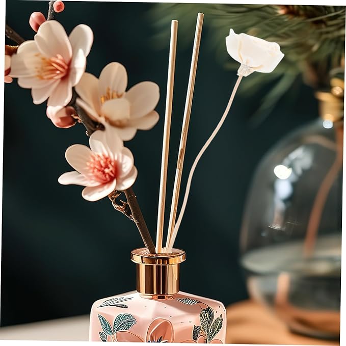 Hemobllo 2pcs Decorative Aroma Diffuser with Wood Flowers Rattan Essential Oil Diffuser for Home Fragrance Elegant Room Office and Hotel Decor