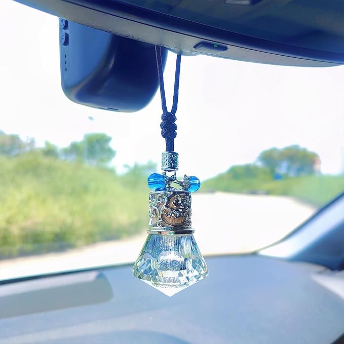 Car Air Freshener Diffuser Hanging Ornament, Diamond-Shaped Empty Crystal Bottle Car Mirror Hanging Accessories, Elegant Bottle Pendant with Wooden Caps Rear View Mirror Accessories