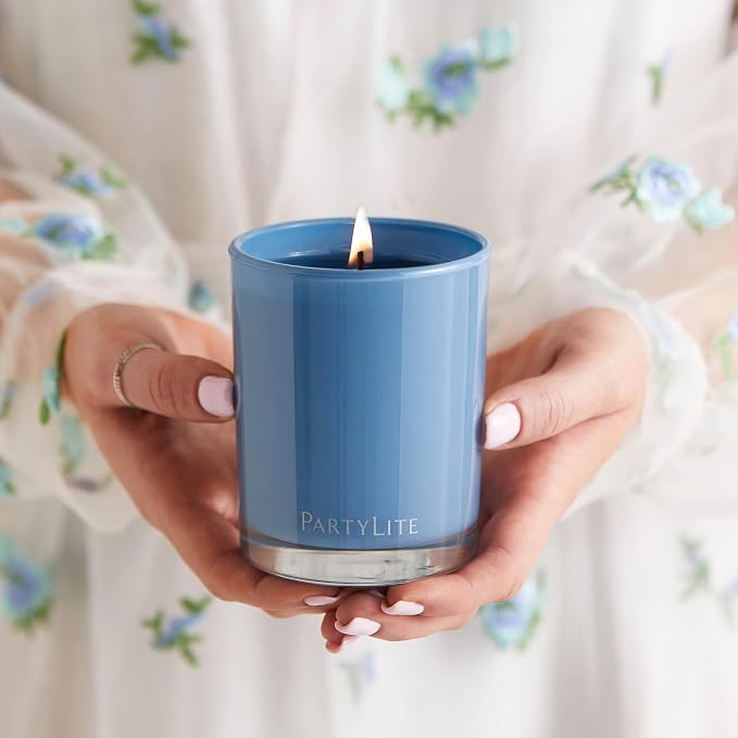 PartyLite Sea Salt & Sage Scented Escential Jar™ Candle, with Notes of Salted Air, Sea-Soaked Sage, Driftwood, Coconut and Sandalwood, 7.75oz 1-Wick Aromatherapy Reusable Glass Jar, 50 Hr Burn Time