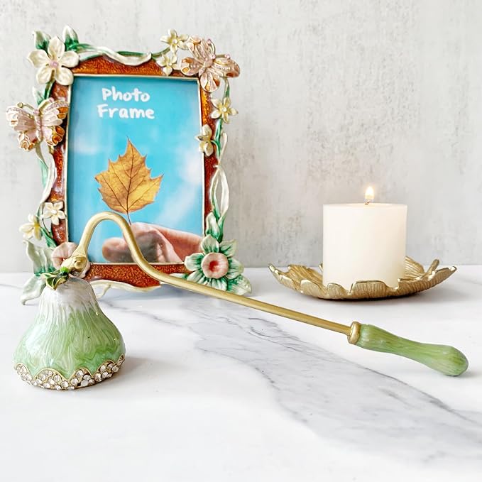 Green Pear Candle Snuffer, Hand-Painted Metal Candle Extinguisher with Non-Slip Handle, Elegant Decorative Candle Tool for Hanukkah, Christmas, Birthdays