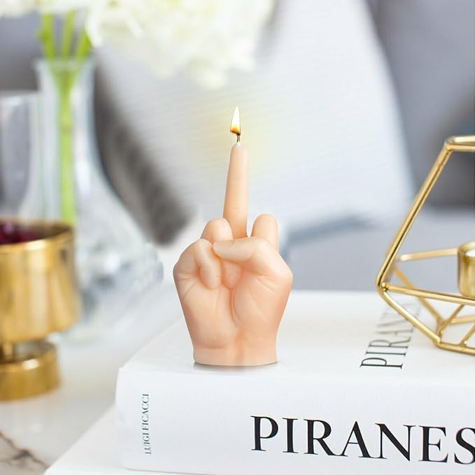 6sisc Middle Finger Scented Candle Danish Pastel Room Aesthetic Decor Pine Aromatherapy Candles Natural Soy Wax Hand Gesture Fragrance Candle for Home Bedroom Supplies Teen Birthday Gifts Flesh Color