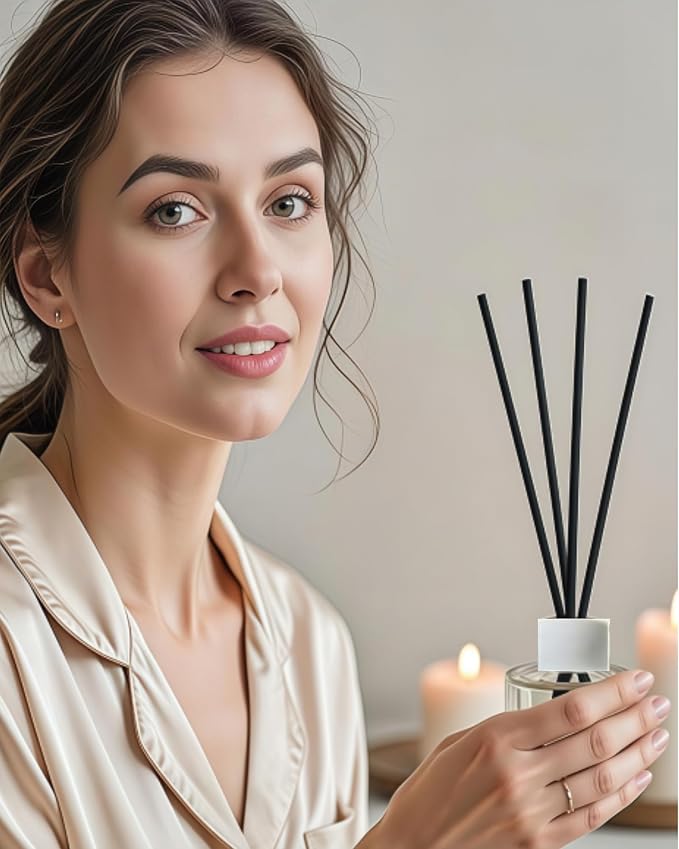 4PCS Reed Diffuser Bottles Empty, 20Pcs Reed Diffuser Stick, Diffuser Bottle Capacity 50ml (1.7oz) Diffuser Stick 3.5mm-190mm, Suitable for Home, Hotel, Restaurant, Office Aromatherapy Tasks