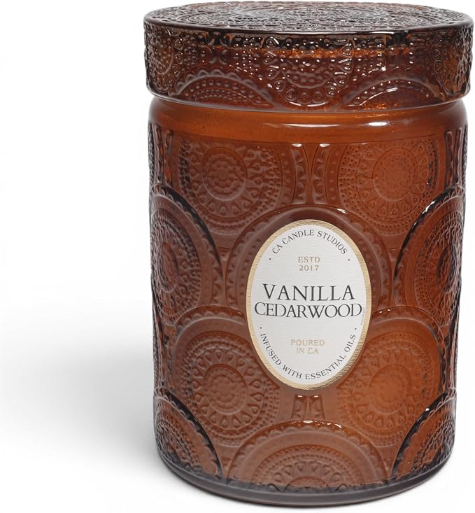 LEOBEN CO – Vanilla Cedarwood Scented Candle – 18oz, Heirloom Collection Design – 80 hr Burn Time – Poured in California Using Vegan Soy Wax and Essential Oils – Made in Small Batches