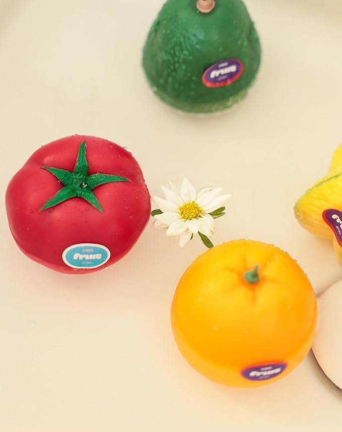 Orange-Shaped Scented Candle,160G Realistic Fruit Design,Citrus Essential Oil,Natural Soy Wax Aroma Decorative Candle for Table Photo Prop Birthday,Perfect for Kitchen Decor & Joyful Gifting (Orange)