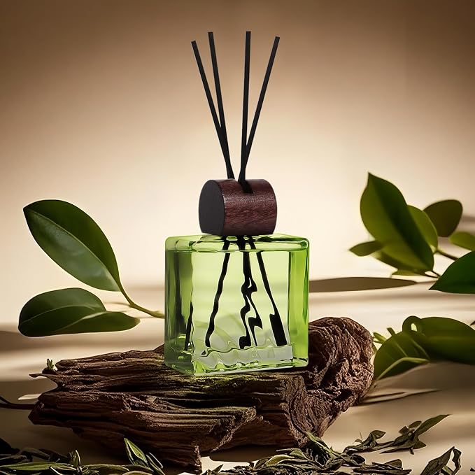 6.76 oz Green Tea Scent Diffusers with 8 Fiber Sticks,200ml Reed Diffuser for Bathroom Room Air Freshener, Last up for 40 Days