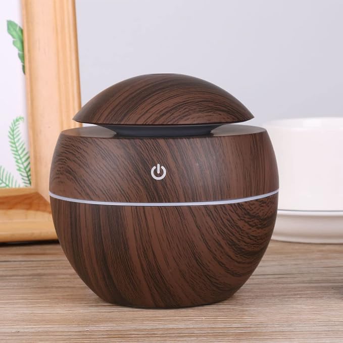 Wood Grain Humidifier, Portable Mini Humidifier Compact Portable 5V 2W USB Aroma Diffuser Quiet Essential Oil Diffuser for Bedrooms Living Rooms Office Car