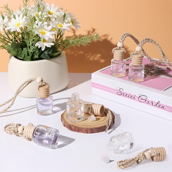 50 Pcs Car Essential Oil Hanging Bottle Empty Car Air Freshener Diffuser Bottle Perfume Glass Bottle Pendant Aromatherapy Fragrance Bottle Auto Car Interior Ornaments Decor (Round shape)
