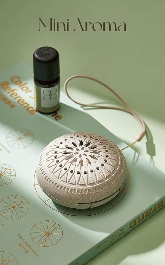 Mini Diffuser Desk Diffuser for Office Mini Essential Oil Diffuser Waterless with 5Pcs Refill Pads Circle Cotton Pad
