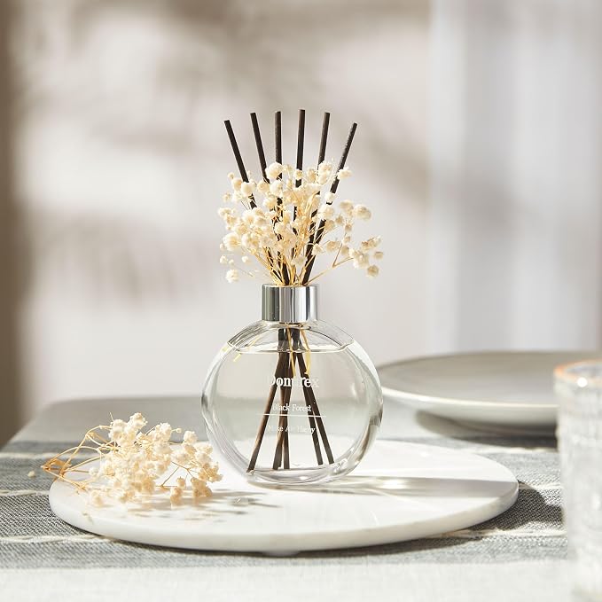 Flower Reed Diffuser Set 5.07oz Black Forest Scent Diffuser with Sticks Home Fragrance Reed Diffuser for Bathroom Shelf Decor