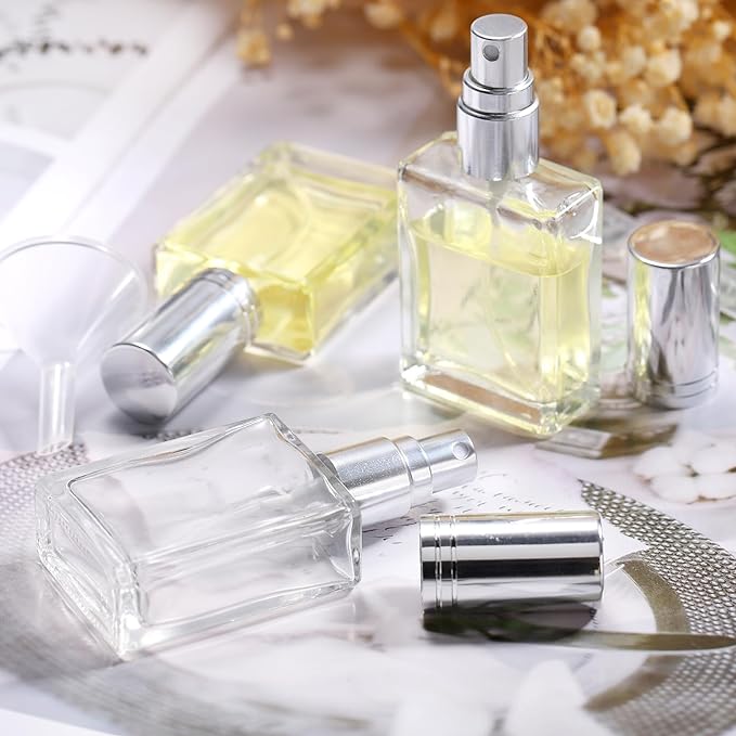 Foraineam 18 Pack Clear Glass Fine Mist Atomizer Spray Bottles, 15ml Refillable Mini Perfume Bottle, Empty Glass Perfume Atomizer Bottle Fragrance Bottles with Droppers and Funnels