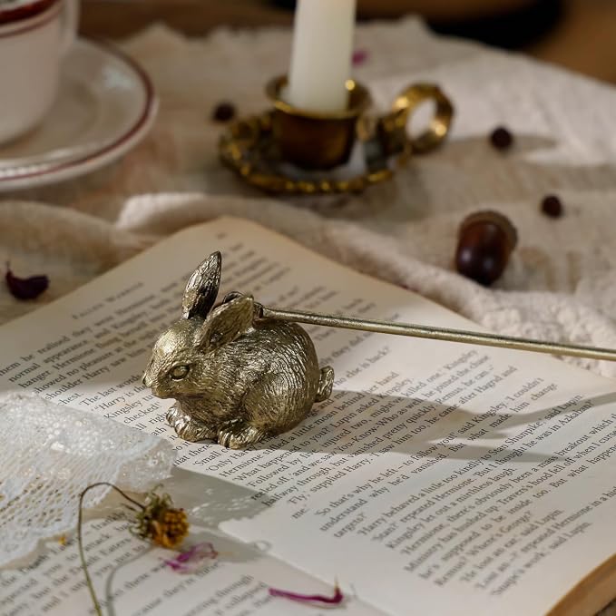 NIKKY HOME Candle Snuffer, Bunny Candle Extinguisher with Long Handle, Candle Tool for Putting Out Extinguishing Candle Wick Flame Safely