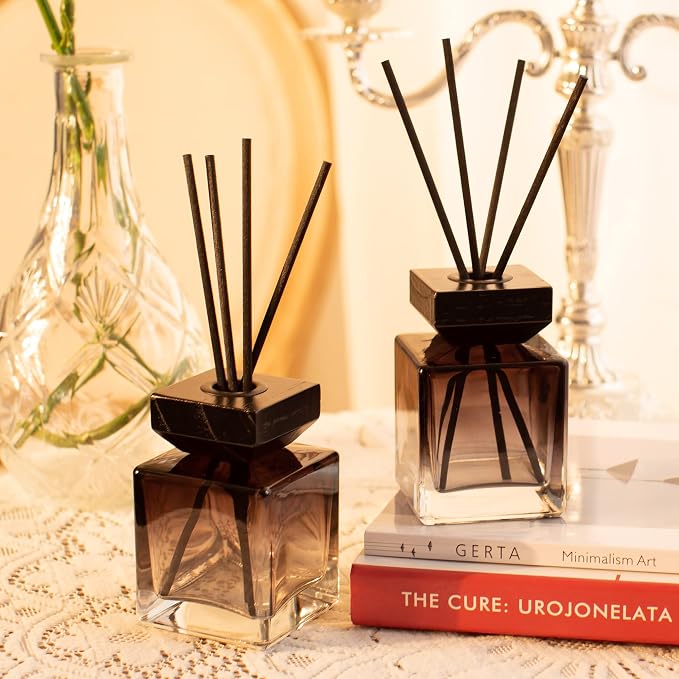 Fragrance Glass Diffuser Bottles Diffuser Jars with caps and Rattan Stick Set of 4 pcs 200ml Fragrance Accessories use for DIY Replacement Reed Diffuser Sets (Black)