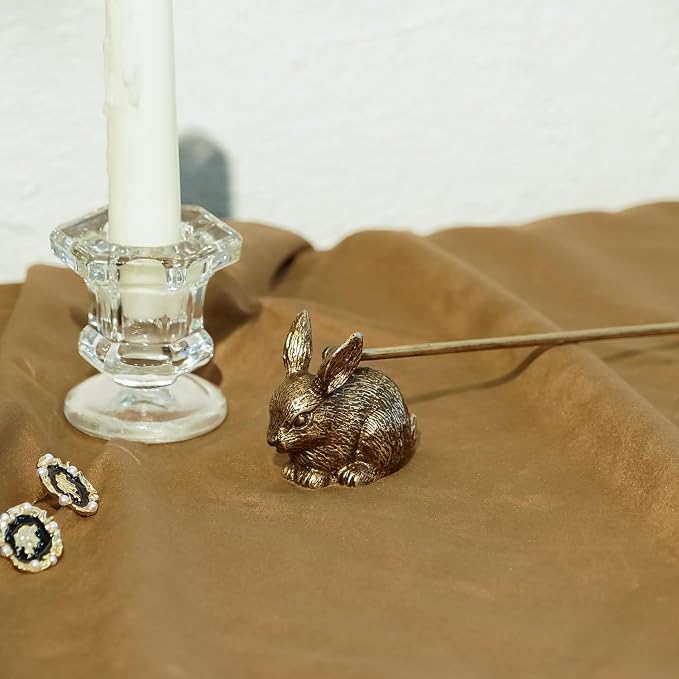NIKKY HOME Candle Snuffer, Bunny Candle Extinguisher with Long Handle, Candle Tool for Putting Out Extinguishing Candle Wick Flame Safely