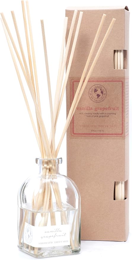 ECO CANDLE CO. Reed Diffuser Set, Vanilla Grapefruit, 4 oz. - Scents of Vanilla & Pink Grapefruit - Premium Fragrance and Essential Oil Blends, Clear Glass, 12 Reed Sticks, Recycled Kraft Box