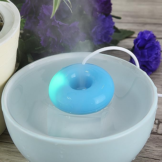 Mini Doughnut-Shaped humidifier, Portable USB powered Spray Humidifier, Atomization Spray Humidifier Floats on The Water for Home Bedroom Office Car,outdoor air freshener, diffuser