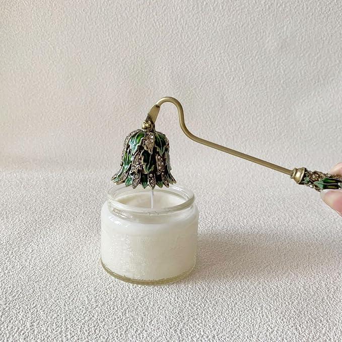 Candle Snuffer, Unique Candle Extinguisher Snuffer, Decorative Candle Extinguisher Metal Candle Tool (Green Leaf)