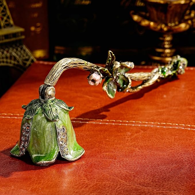 Candle Snuffer, Candle Extinguisher with Long Durable Handle, Vintage Wax Snuffer, Decorative Wick Snuffer, Perfect for Candle Lovers as Gifts