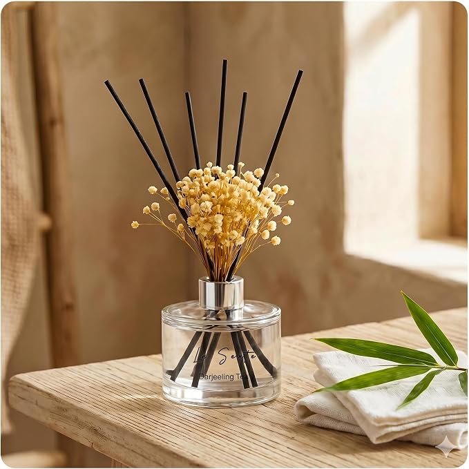 Reed Diffuser Set, 6.7oz Natural Darjeeling Tea Essential Oil Fragrance, Glass Bottle, Black Rattan Sticks, Preserved Flowers, Long Lasting Home & Office Scent