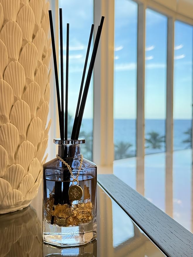 VANGIE Luxury Reed Diffuser for Home | Lavender & Chamomile Calming Scent | Floating Gold Leaf Glass Bottle | Long-Lasting Aroma | Vegan | Bedroom, Bathroom & Relaxing Spaces