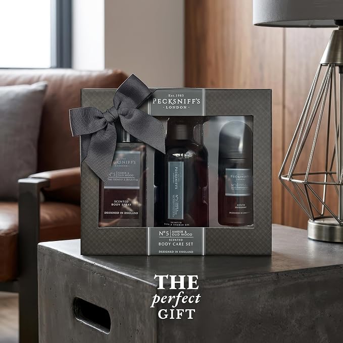 Pecksniff’s Men’s Essentials Body Trio Gift Set – Amber & Oud Wood – Bath & Shower Gel 250ml, Body Spray 100ml, Deodorant 50ml