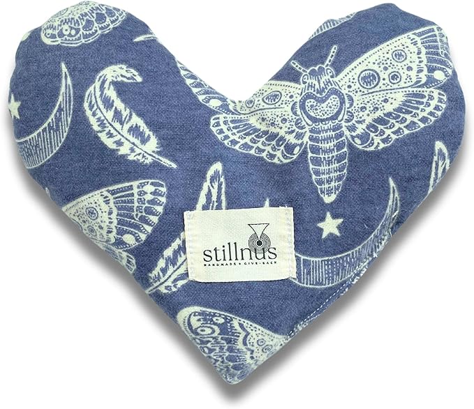 Stillnus Weighted Heart Eye Pillow with Organic Lavender & Flaxseed – Relaxation Gift for Women, Meditation Tool, Mindful Rest, Cooling Eye Mask, Wellness Self-Care Kit