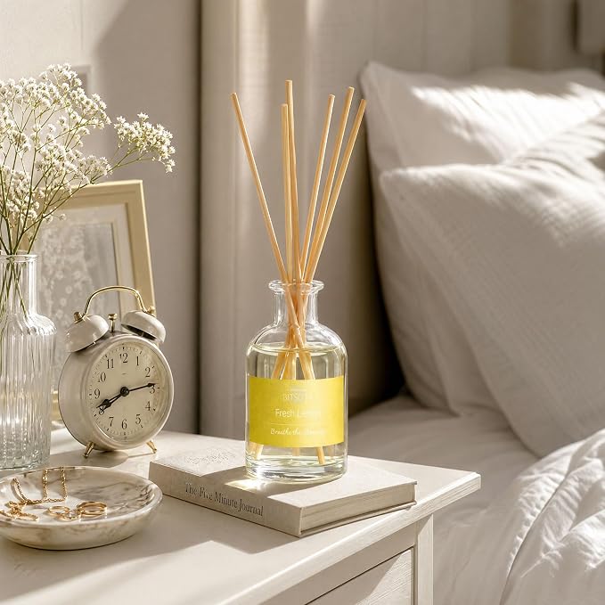 Natural Reed Diffuser Set, Fresh Lemon 3.52 oz (100ml) Scented Diffuser with Sticks Home Fragrance Reed Diffuser for Bathroom Shelf Decor, Ideal Gift for Woman