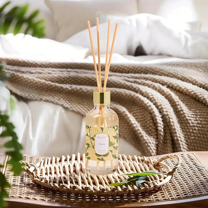 Airkeep Reed Diffuser Oil Set with Reed Sticks,Vanilla Aromatherapy Oil Scent Diffuser for Home Office Bathroom Decoration Perfume and Gifts 3.38 oz/100ml