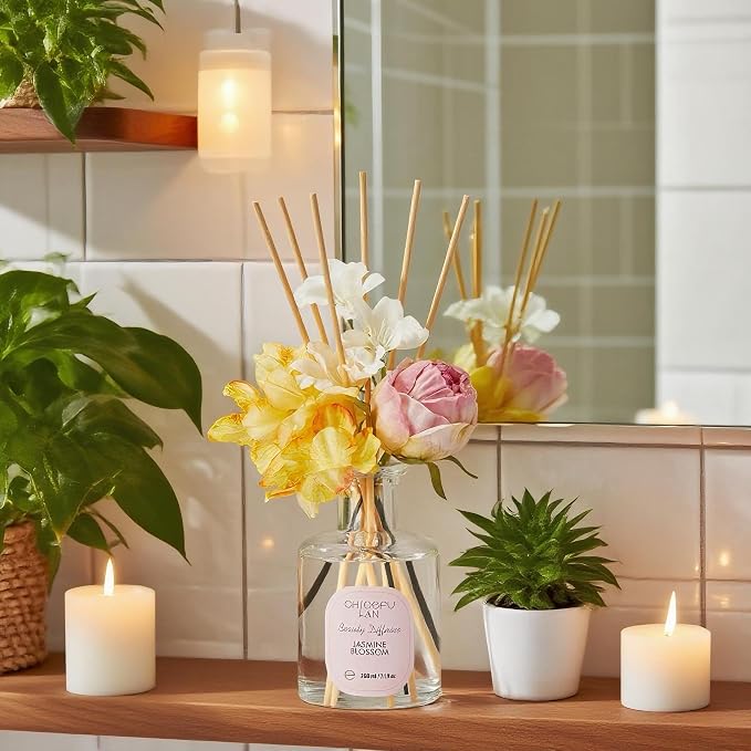 Flowers Reéd Diffuser for Girls Room Decor, 6.7oz with 9 Sticks, Jasmine Blossom Scent Diffusers for Home, Scentsy Home Fragrance, Scented Oils, Home & Bathroom Décor