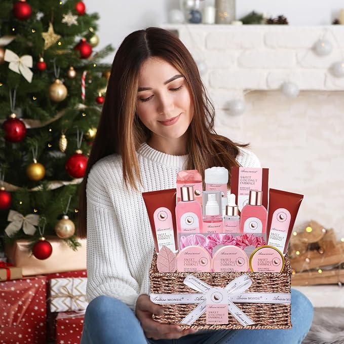 Mother‘s Day Gift Baskets for Women, Spa Gifts for Women, 17pcs Coconut Spa Gift Set with Body Lotion, Bubble Bath, Relaxing Bath Set, Birthday Christmas Gifts for Her, Mom, Wife, Sister