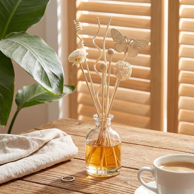 Amabro 15Pcs Natural Rattan Reed Diffuser Sticks Fragrance Oil Diffuser Flower Set Wood Beads Butterfly Replacement for Home Office Aromatherapy Decor