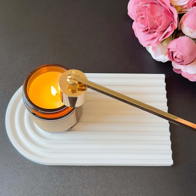 Candle Snuffer, Golden Candle Snuffer Extinguisher with Long Handle, Gold Color Stainless Steel Wick Flame Snuffer for Putting Out Candle Flame Safely