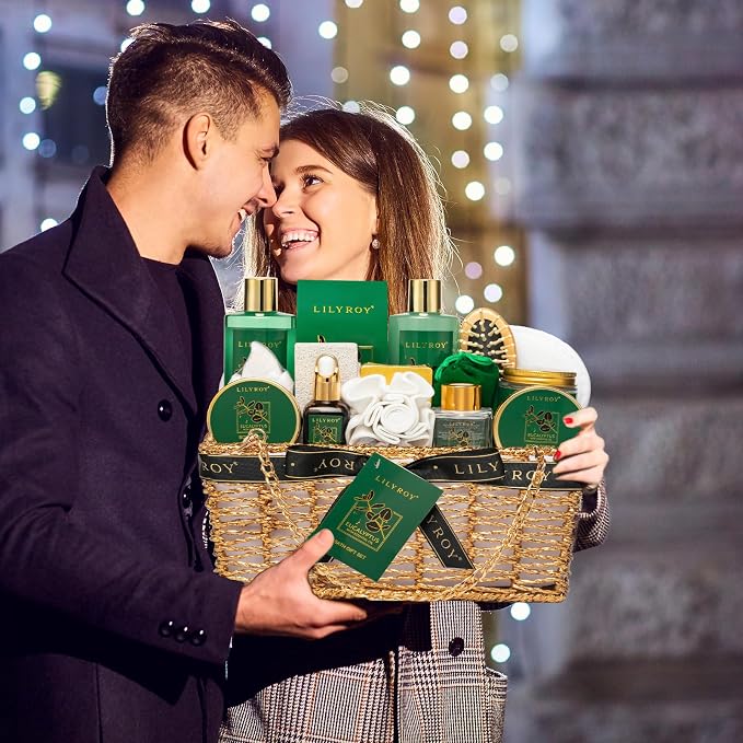 Spa Skin Care Gifts Set - 18Pcs Luxurious Spa Gift Baskets for Women & Men