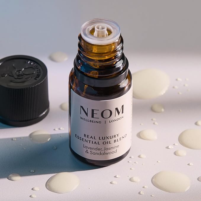 NEOM - Essential Oil Blend, 10ml | Lavender, Jasmine & Sandalwood | Aromatherapy Diffuser Oils with Calming Essential Oil Blend | 100% Natural Fragrances | Tranquil & Relax | Signature De-Stress Scent