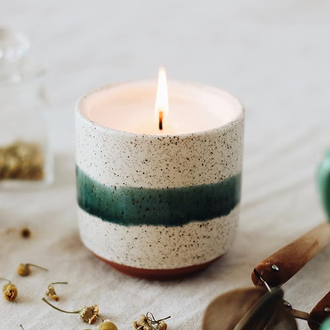 Hyggelight - The Growing Candle, Coffee Scented, 8.5oz Ceramic Pot, Aromatherapy Candles, 100% Soy, Cream and Espresso Aroma for Home, Edith