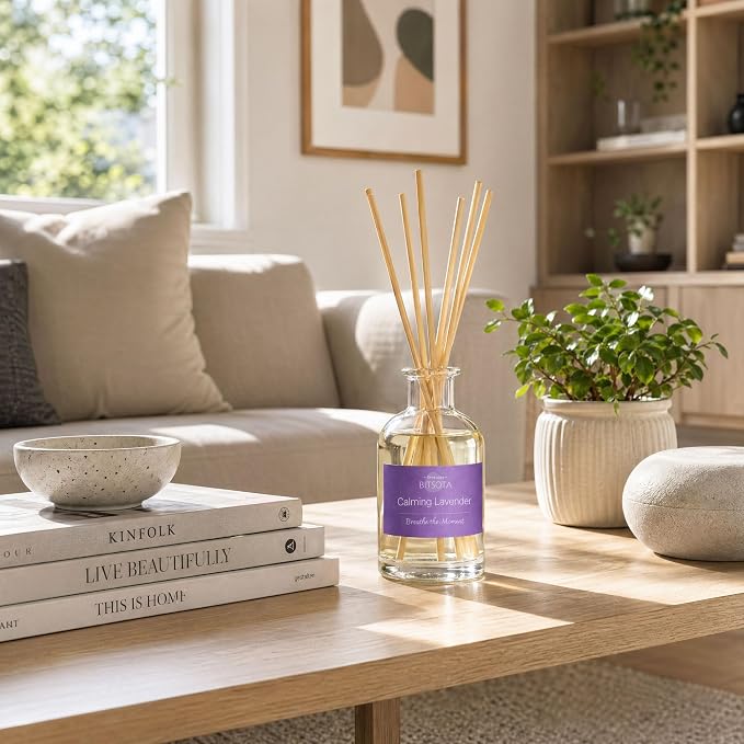 Natural Reed Diffuser Set, Calming Lavender 3.52 oz (100ml) Scented Diffuser with Sticks Home Fragrance Reed Diffuser for Bathroom Shelf Decor, Ideal Gift for Woman
