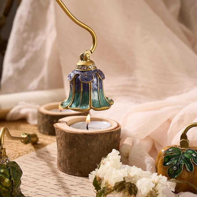 Vintage Flower-Shaped Candle Snuffer, Hand-Painted Metal Candle Extinguisher with Non-Slip Handle, Artistic Floral Candle Tool for Home Decor