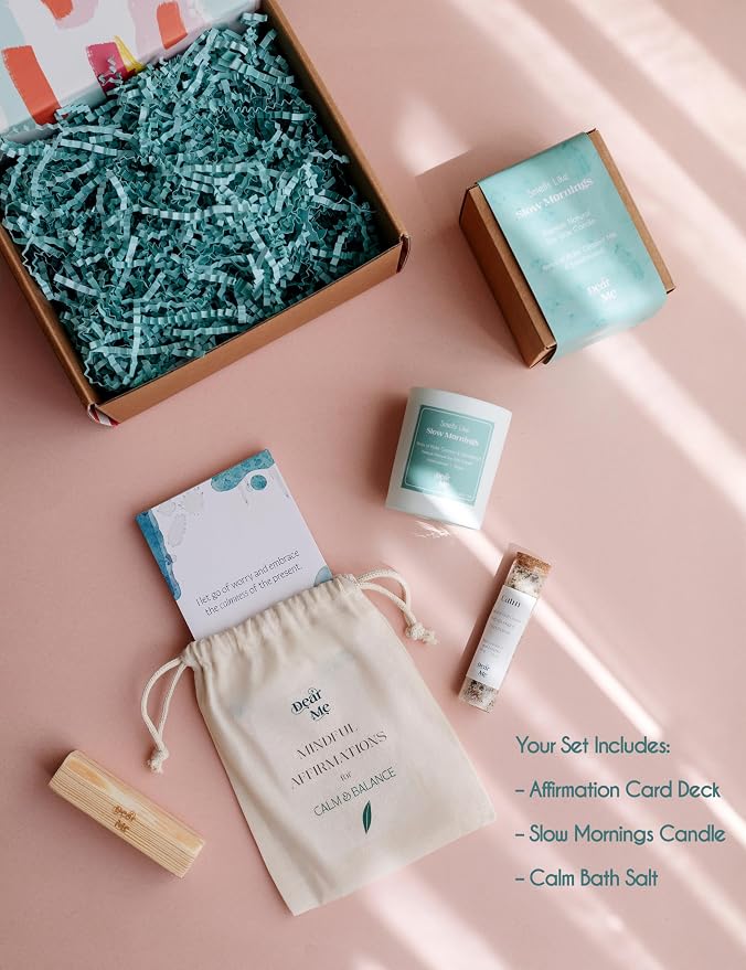 Dear Me Calmness Gift Set – Affirmation Cards, Natural Soy Candle & Bath Salt – Mindfulness Gift – Self-Care Set for Women – Relaxation Kit for Stress Relief & Emotional Wellness