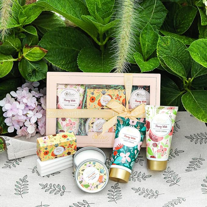 BODY & EARTH # LOVE Hand Cream Gifts Set for Women,Hand Lotion Sets Gift Basket,Skin Care Set with Hand Cream Foot Cream,Soap,Scented Candle,Birthday Gifts for Women Graduation Gift for Girl
